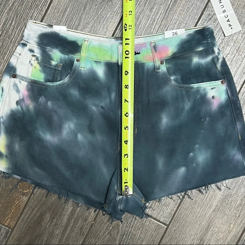 NWT Pacsun Tie Dye High Waisted Denim  Festival Shorts Size 26 Colorful Jeans - Picture 10 of 15